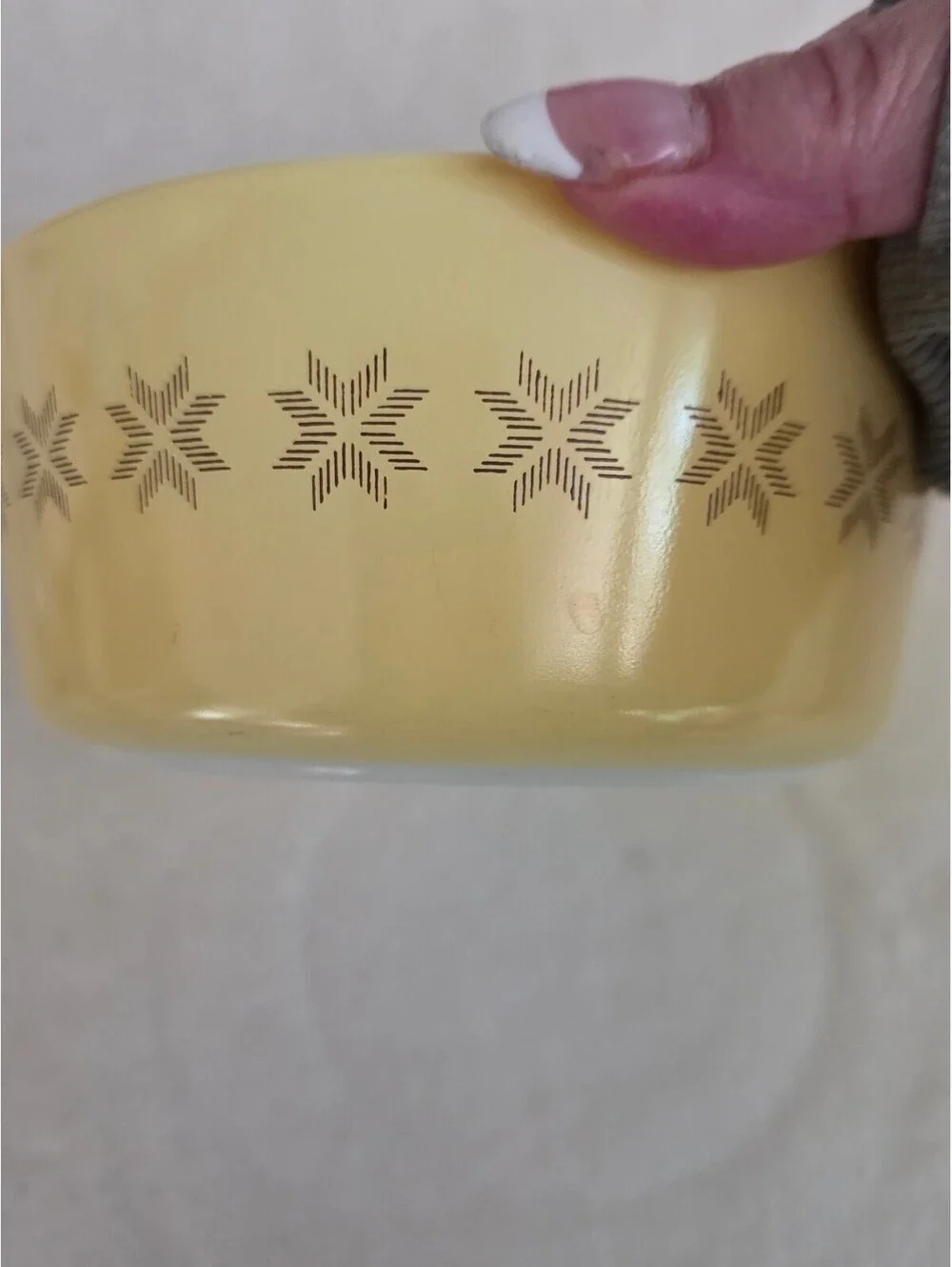 Vintage Pyrex Town and Country Cinderella  Bowl Pint Yellow Brown Starburst